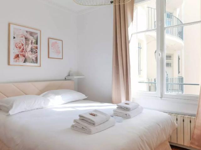 Location Appartement Rue de Vaugirard, Paris
