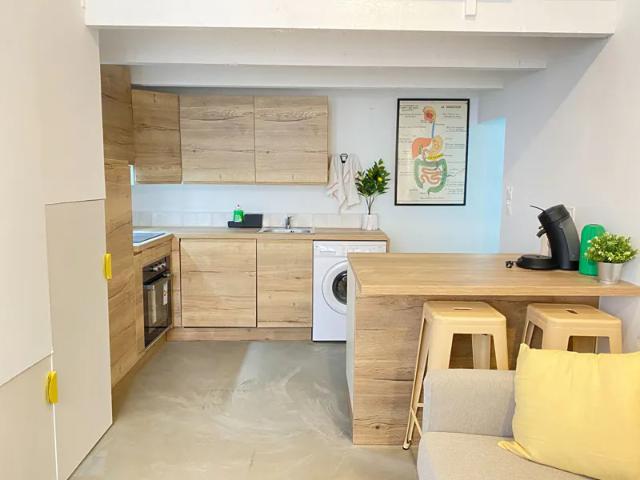 Location Appartement Rue de la Carreterie, Avignon