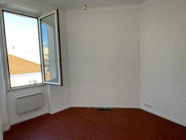 Location Appartement Rue de la Carrière, Marseille