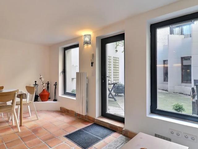 Location Appartement Rue de la Chine, Paris