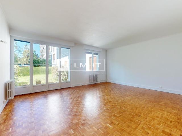 Location Appartement Rue de la Croix Bosset, Sèvres