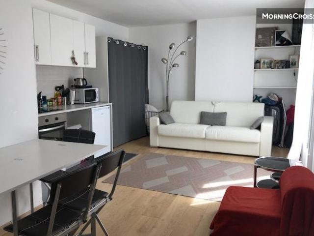 Location Appartement Rue de la Croix Nivert, Paris