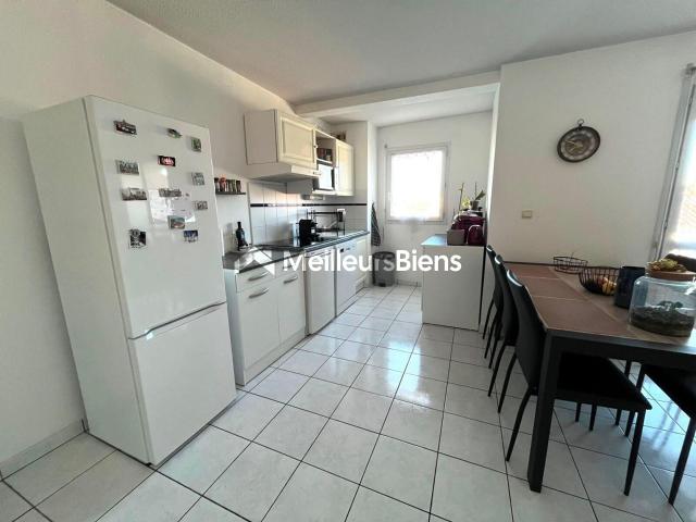 Location Appartement Rue de la Basse, Baixas