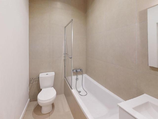 Location Appartement Rue de la Bienfaisance, Nîmes