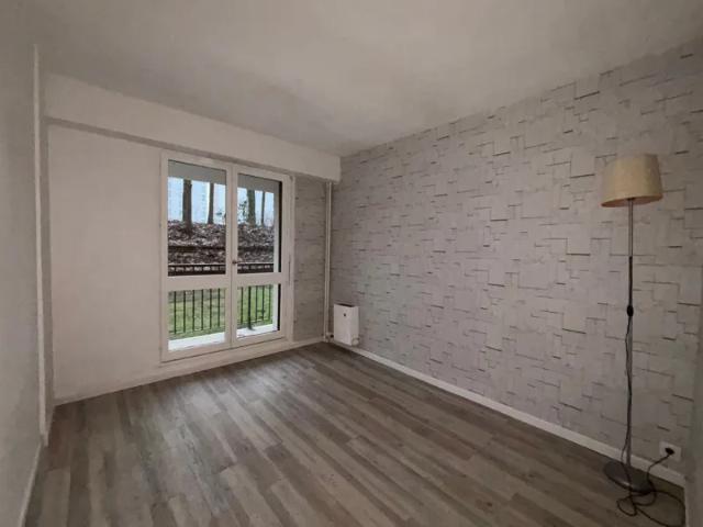 Location Appartement Rue de la Brie, Les Ulis