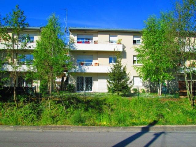 Location Appartement Rue de la Gare, Saint Julien les Villas