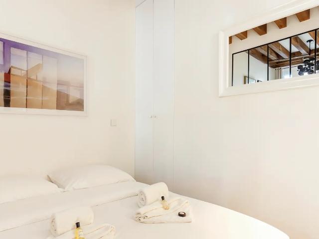 Location Appartement Rue de la Grande Truanderie, Paris