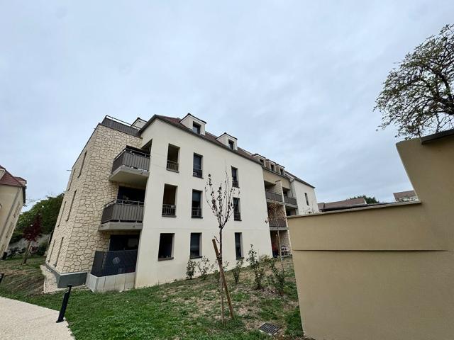 Location Appartement Rue de la Fontaine Couverte, Dammarie les Lys