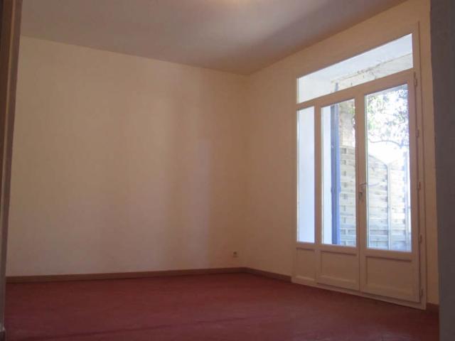 Location Appartement Rue de la Fontaine, Marseille