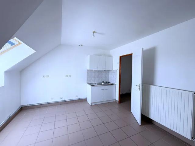 Location Appartement Rue de la Ferme du Parc, La Fère