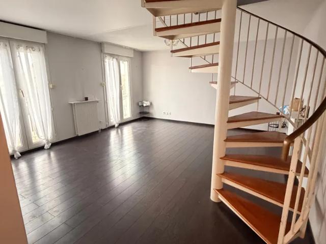 Location Appartement Rue de la Fraternité, Miramas