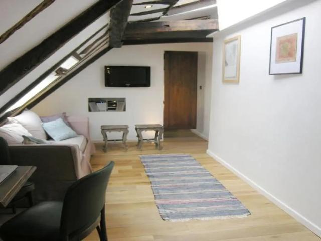 Location Appartement Rue de la Jussienne, Paris