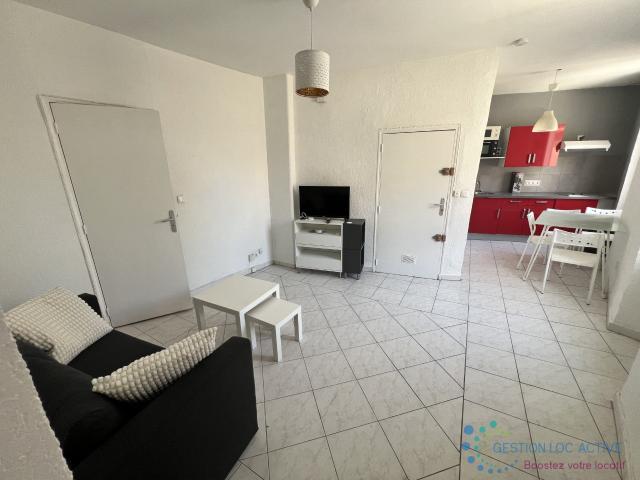 Location Appartement Rue de La Loubière, Marseille