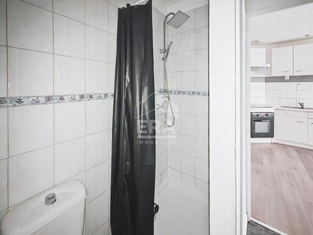Location Appartement Rue de la Libération, Tousson