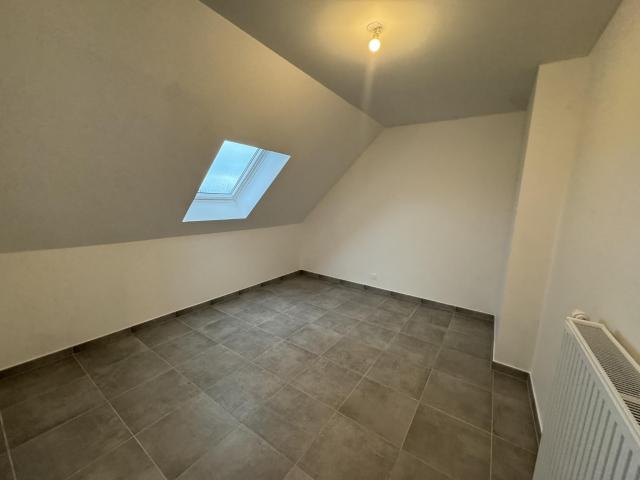 Location Appartement Rue de la Madeleine, Rosay