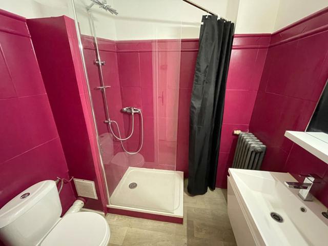 Location Appartement Rue de la Maison Carrée, Nîmes