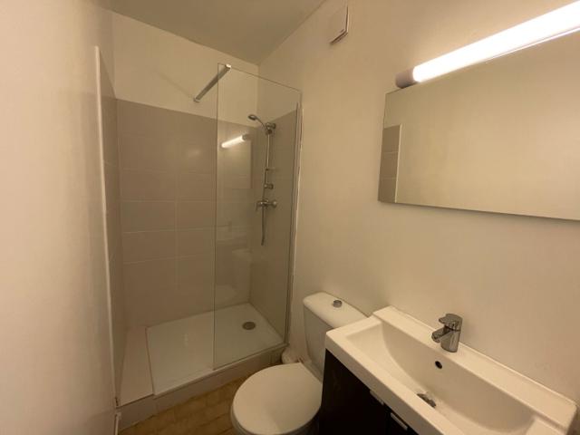 Location Appartement Rue de la Maison Carrée, Nîmes