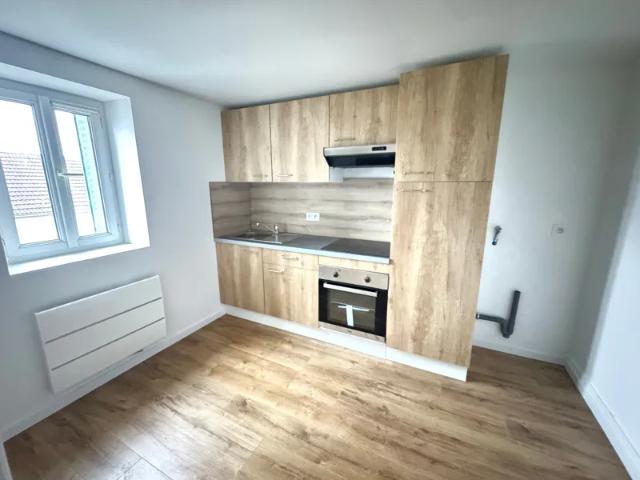 Location Appartement Rue de la Société Française, Vierzon