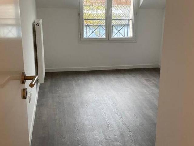 Location Appartement Rue de la Poste, Saint Prix