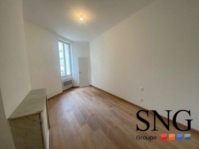Location Appartement Rue de la Rotonde, Marseille