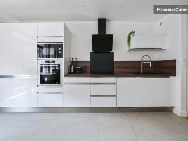 Location Appartement Rue de la Roquette, Paris