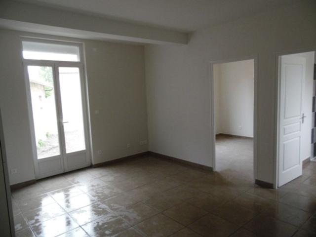 Location Appartement Rue de la Ramée, Cuts