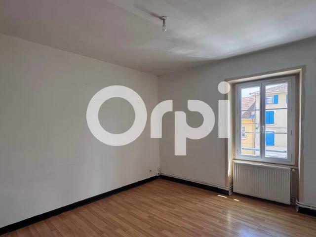 Location Appartement Rue de la République, Beaurepaire