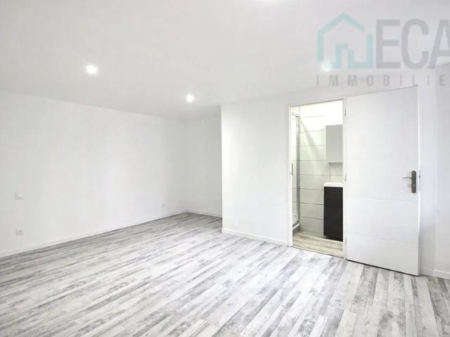 Location Appartement Rue de la République, Bourgoin Jallieu