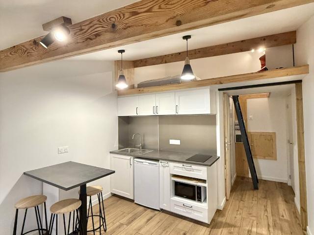 Location Appartement Rue de la République, Couzon au Mont d'Or
