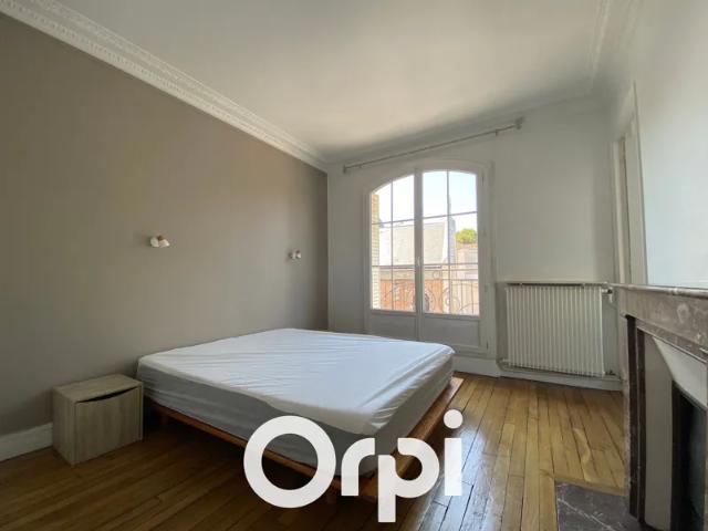 Location Appartement Rue de la République, Meudon