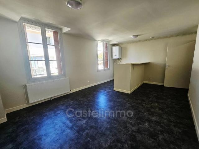 Location Appartement Rue de la République, Moissac
