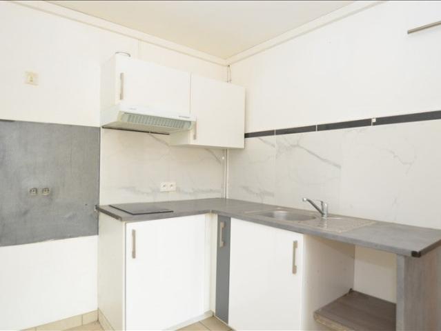 Location Appartement Rue de La République, Moulin Neuf