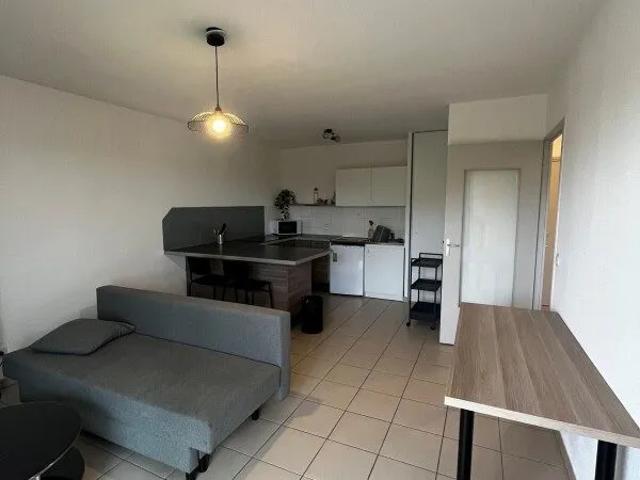Location Appartement Rue de la République, Oullins Pierre Bénite