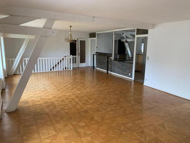 Location Appartement Rue de la République, Pont de Chéruy