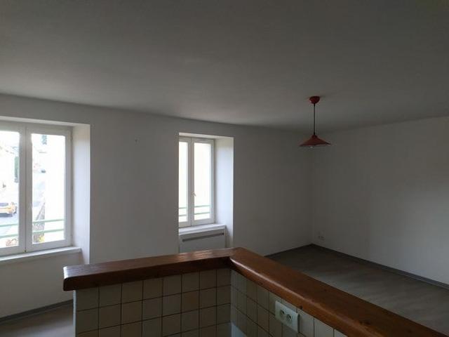 Location Appartement Rue de la Résistance, Chirac
