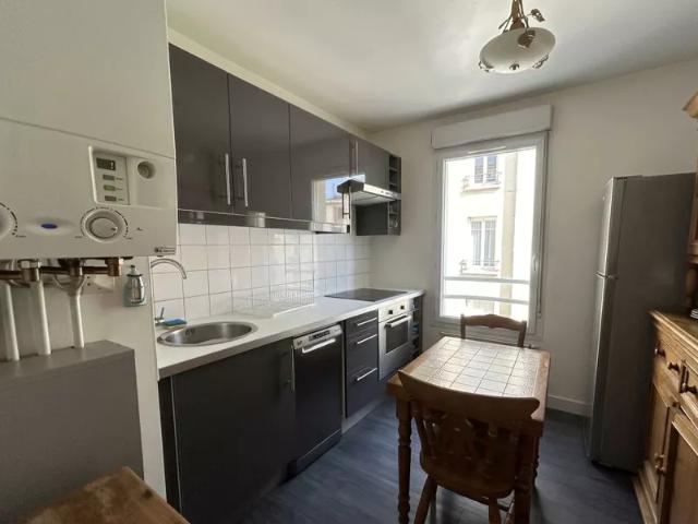 Location Appartement Rue de la Rize, Lyon