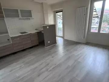 Location Appartement Rue de la Terrasse, Vizille