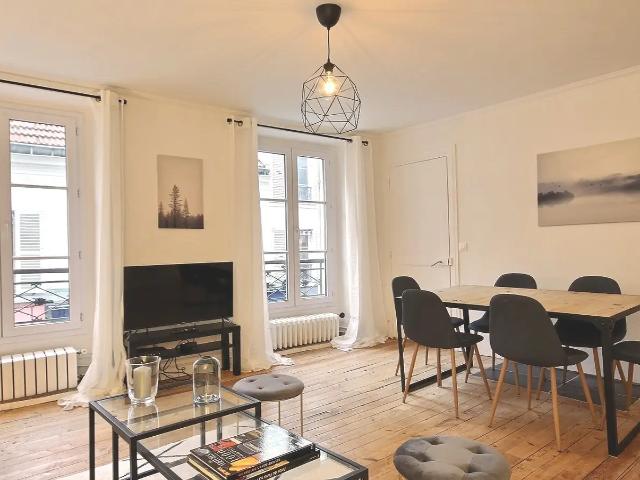 Location Appartement Rue de l'Annonciation, Paris