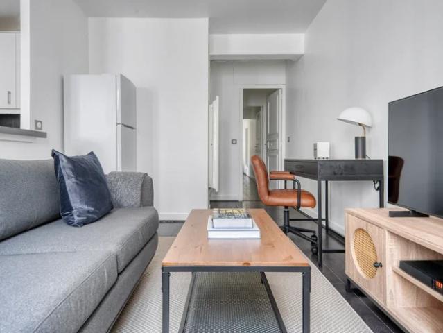 Location Appartement Rue de l'Exposition, Paris