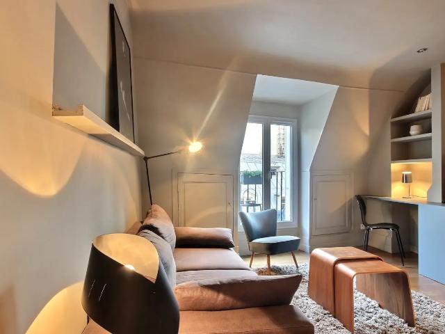 Location Appartement Rue de l'École de Médecine, Paris