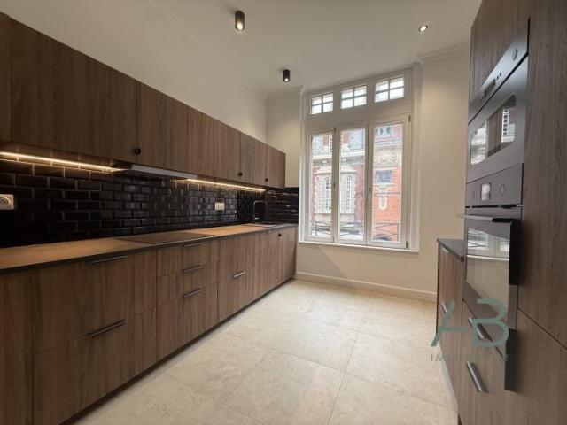 Location Appartement Rue de l'Hôpital Militaire, Lille