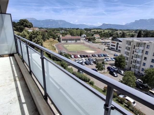 Location Appartement Rue de l'Idolay, Rives