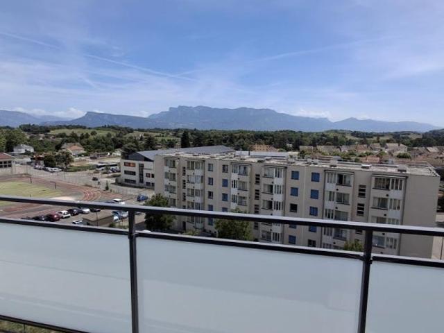 Location Appartement Rue de l'Idolay, Rives