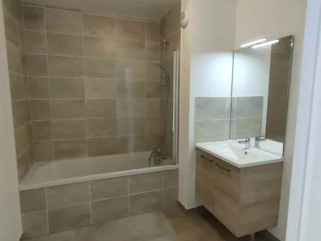 Location Appartement Rue de l'Île de Sein, Vezin le Coquet