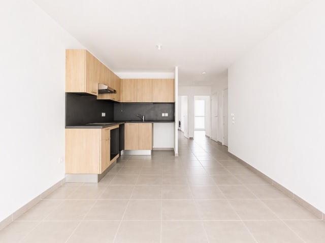 Location Appartement Rue de l'Industrie, Nice