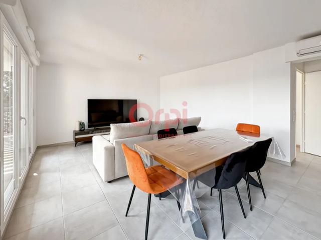 Location Appartement Rue de l'Intendance, Fréjus