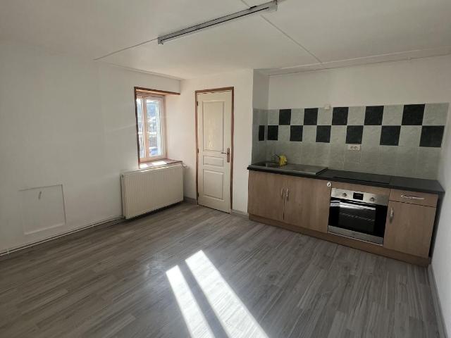 Location Appartement Rue de Mouthe, Labergement Sainte Marie