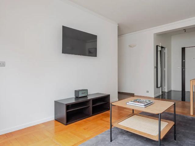 Location Appartement Rue de Montévidéo, Paris