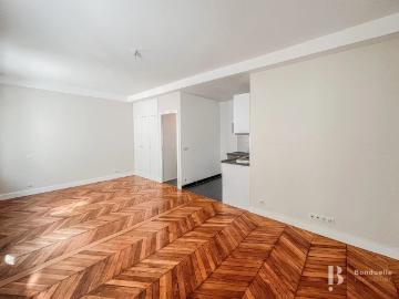Location Appartement Rue de Magdebourg, Paris