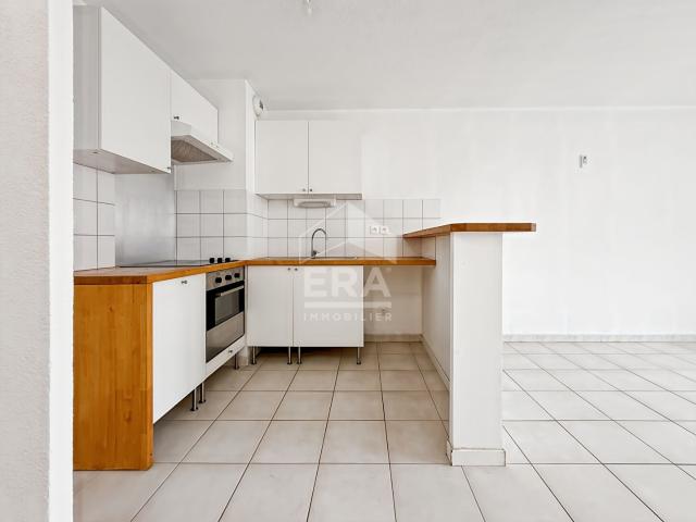 Location Appartement Rue de Marathon, Marseille